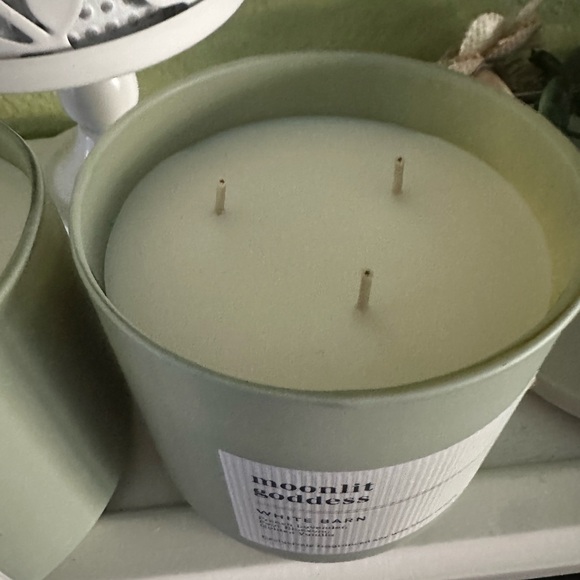 White Barn Moonlit Goddess Candle Bundle in Green Jar - Picture 3 of 3